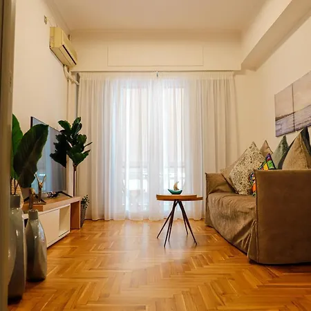 Newly Renovated 7 Min Walk From Acropolis Apartment Athens