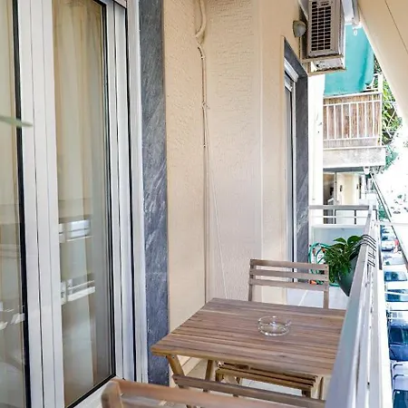 Newly Renovated 7 Min Walk From Acropolis