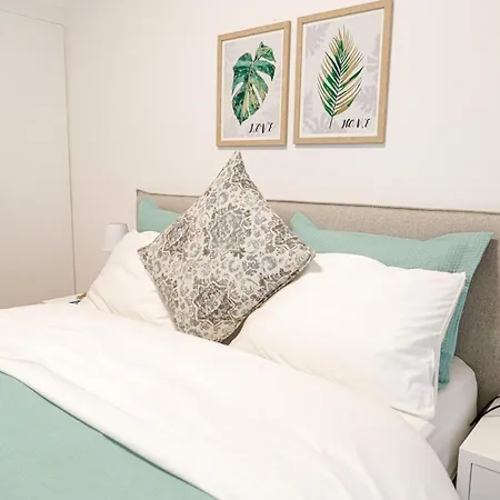 Newly Renovated 7 Min Walk From Acropolis Athens